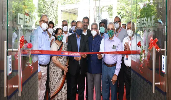 ഇസാഫ് ബാങ്ക് ശാഖ തേവരയിൽ പ്രവർത്തനം ആരംഭിച്ചു