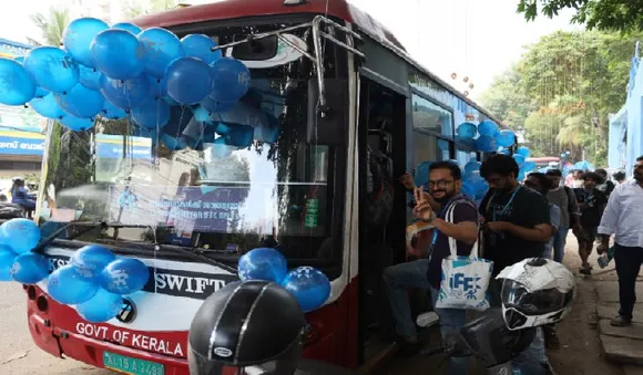 ഞായറാഴ്ച അഞ്ച് മത്സര ചിത്രങ്ങള്‍