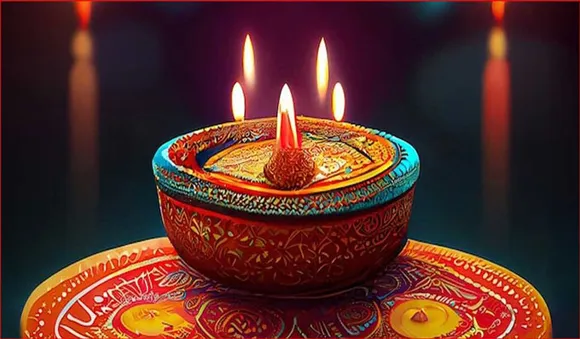 ദീപങ്ങളില്‍ തിളങ്ങി നാടും നഗരവും; ദീപാവലി ഇന്ന്, ആഘോഷം പൊടിപൊടിച്ച് ജനങ്ങള്‍
