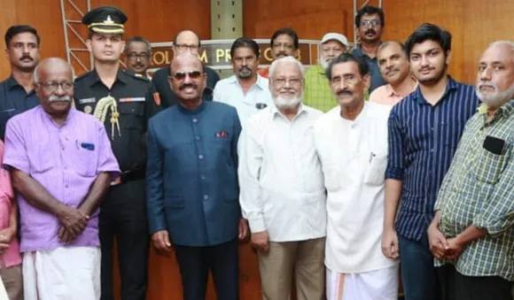 കൊല്ലത്തെ പത്രപ്രവര്‍ത്തകര്‍ക്ക് അമൃതാനന്ദം പകര്‍ന്ന് മുന്‍ 'ജനകീയ കളക്ടര്‍'