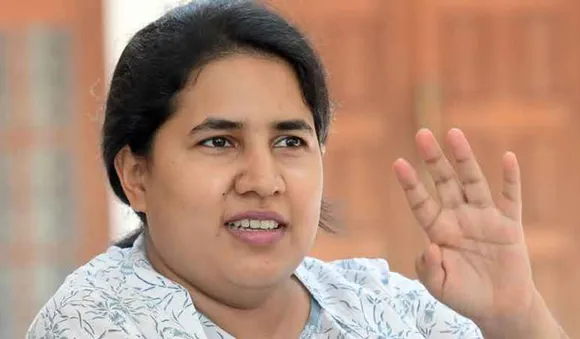 വീണയും എക്‌സാലോജിക്കും കുരുക്കില്‍; സാമ്പത്തിക കേസില്‍ എസ്എഫ്‌ഐഒ അന്വേഷണം