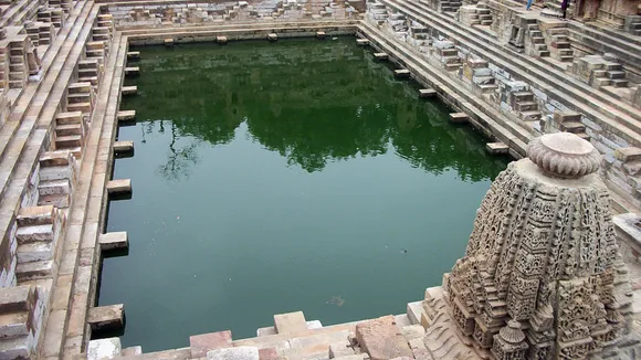 stepwells of gujarat