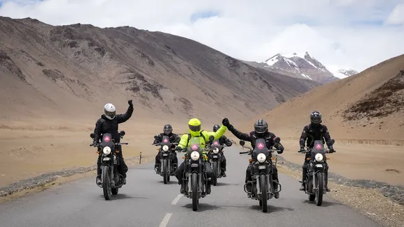 Safe mount biking spots for women in India