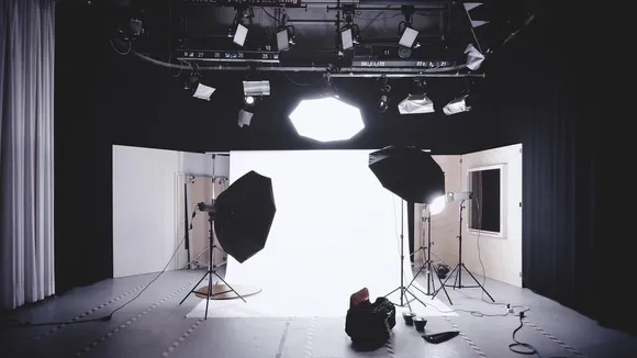 studio 1