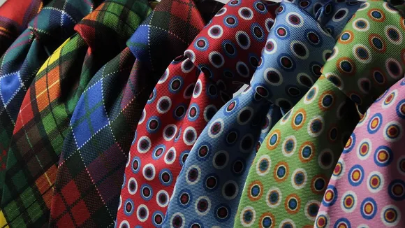 tie 1