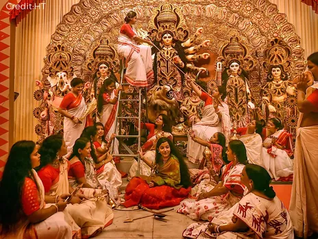 fi puja pandal