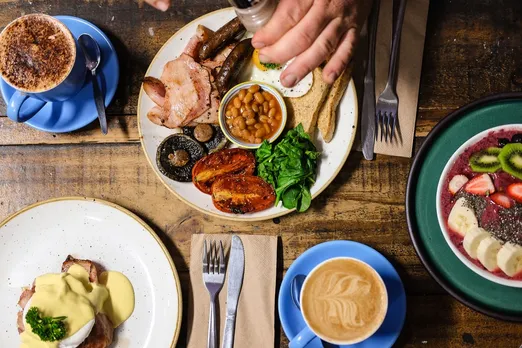 10 Excellent Breakfast spots  open for delivery in Bangalore
