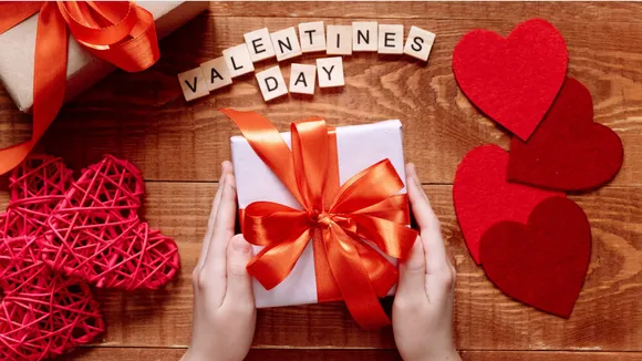 accessories for valentine's