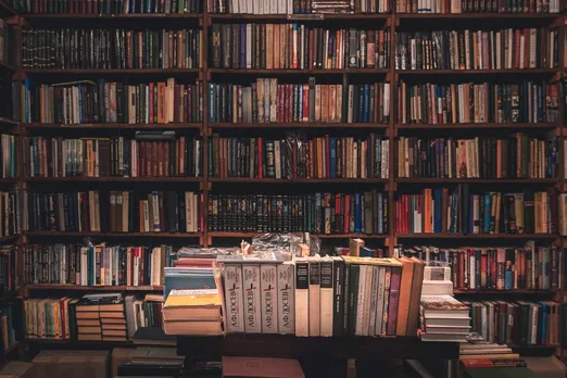 Heaven for Bibliophiles Ft. Best Book Markets in Delhi
