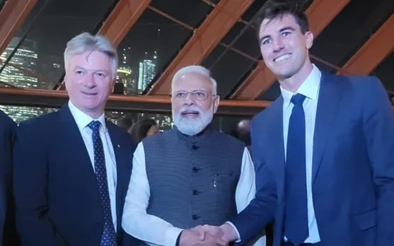 Steve Waugh, Narendra Modi and Pat Cummins (Source - Twitter)