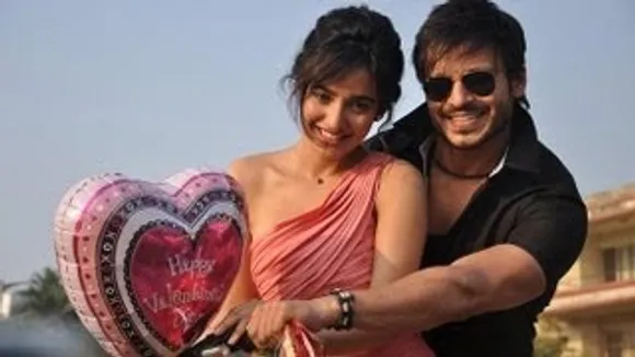 Vivek Oberoi-Neha Sharma Celebrate Valentine's Day To Promote 'Jayantabhai Ki Luv Story'
