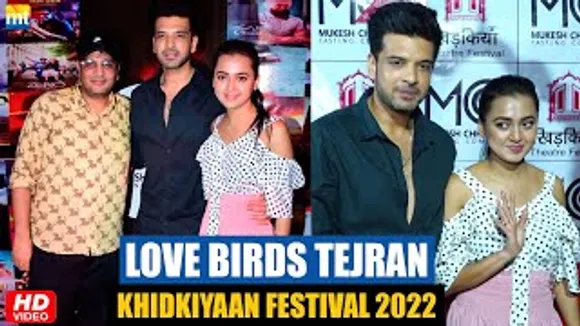 Love Birds Tejasswi Prakash & Karan Kundrra Lit Up Sathaye College At Khidkiyaan Festival 2022
