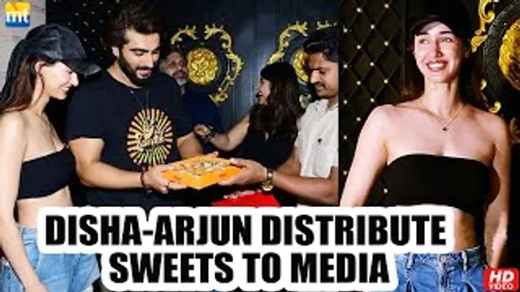 Disha Patani & Arjun Kapoor distribute Sweets to celebrate the release of 'Ek Villain Returns'