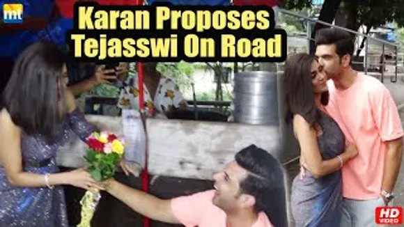 Karan Kundrra Proposes GF Tejasswi Prakash With Roses On Road, Chai Date, Sweet Kiss
