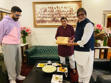 Union Minister Nitin Gadkari Sought Support From Amitabh Bachchan For The National Road Safety Mission