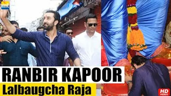 Ranbir Kapoor, Ayan Mukerji visit Lalbaugcha Raja, a day before the release of their film 'Brahmastra'