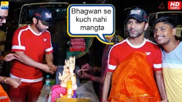 Singer Rahul Vaidya welcomes Ganpati Bappa home