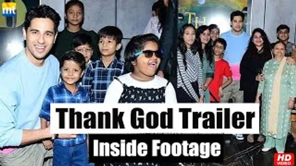 Sidharth Malhotra at a Theatre to see LIVE Reaction of 'THANK GOD'