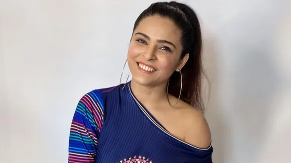 Madhurima Tuli's Diwali Message - "Burst Less Crackers As It Harms Stray Animals And Creates Pollution"