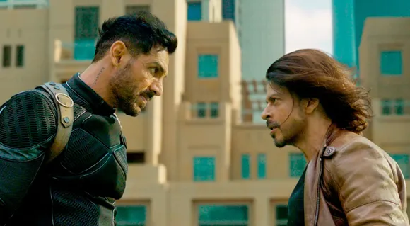 Pathaan : "John Abraham Vs Shah Rukh Khan Rivalry Will Be One Hell Of A Thrilling Showdown,"- Siddharth Anand