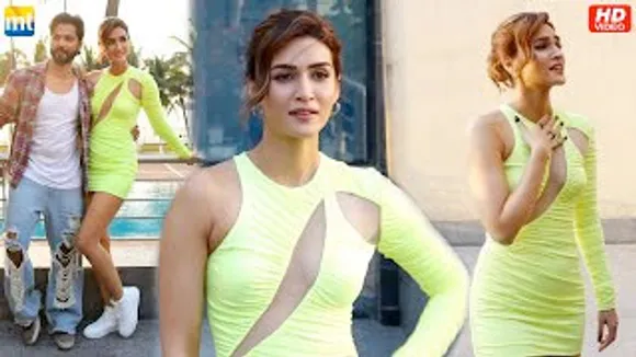 Kriti Sanon looks SEXY in Neon Dress Skirt With Varun Dhawan During Bhediya Promotion