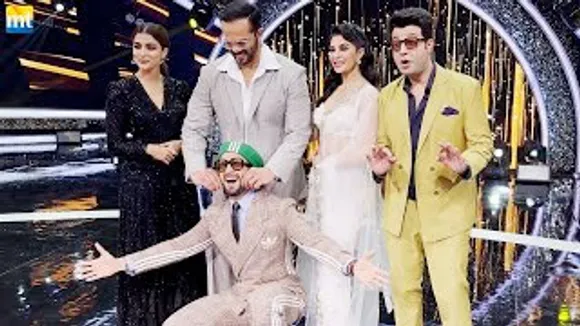 Rohit Shetty PULLS Ranveer Singh's CHEEK at Indian Idol show During 'Cirkus' Promotion
