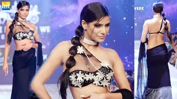 Poonam Pandey sets the ramp on fire in black dress at Rina Dhaka Fashion Week 2022