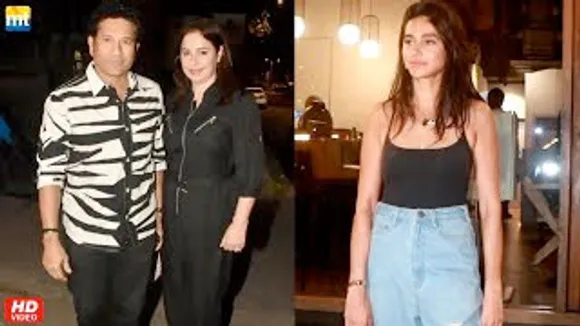 Master Blaster Sachin Tendulkar With his Wife Anjali Tendulkar; Shibani Dandekar At Restaurant Post Dinner
