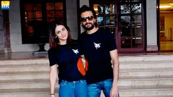 Riteish Deshmukh with gorgeous wife Genelia Deshmukh at Radio Station For Ved Promotion