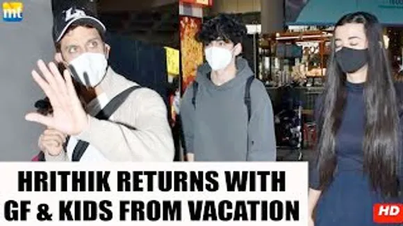 Hrithik Roshan, GF Saba Azad and kids from Ex wife Sussane return Together from Vacations