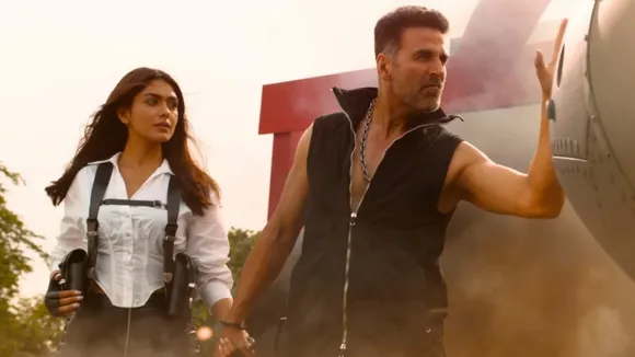 Mrunal Thakur Opens Up About Kudiyee Ni Teri Vibe With Akshay Kumar In Selfiee; Read Here —