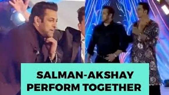 Salman Khan & Akshay Kumar come together on stage form performance at a wedding in Delhi