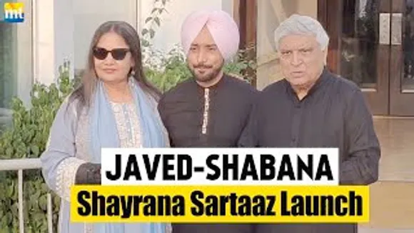 Javed Akhtar and Shabana Azmi arrive For Shayrana Sartaaz Launch
