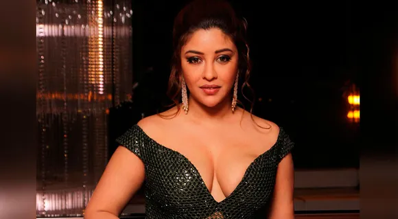 Shocking : MeToo Fame Payal Ghosh Shares Suicide Note, Says "Main Sushant Nahi Hu" —