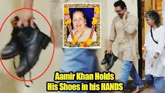 Aamir Khan Holds His Shoes in his HANDS while moving out of Late Pamela Chopra's House