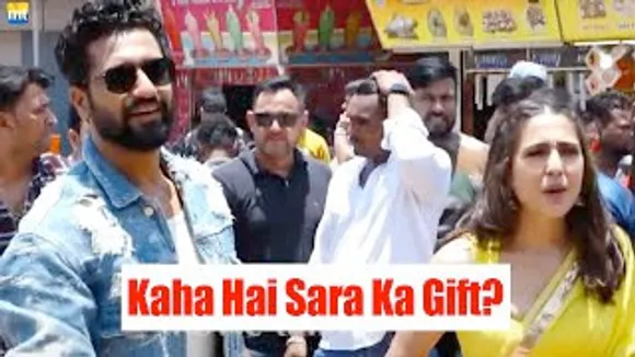 Sara Ali Khan Ke Liye Gift Laaya - Say Vicky Kaushal, Sara Ali Khan Asks Where It Is During Zara Hatke Zara Bachke Promotions