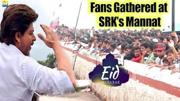 A HUGE Crowd gathered at Shah Rukh Khan's House Mannat on the occasion of EID