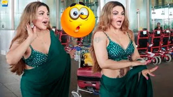 Rakhi Sawant OOPS! Moment When Saree Ka Pallu Gets Down While Singing What Jhumka In Public