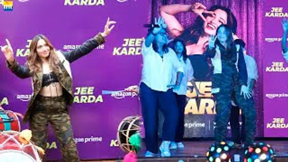 Tamannaah Bhatia Grooves To Dhol Beats And Her Trending Song Kaavaalaa