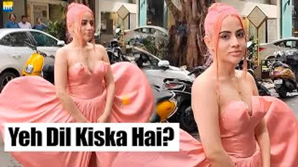 Urfi Ji Ye Dil Kiska Hai? Urfi Javed Wears A BARBIE Outifit
