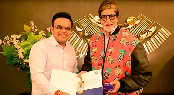 Amitabh Bachchan Gets A Golden Ticket Of World Cup 2023 From BCCI —