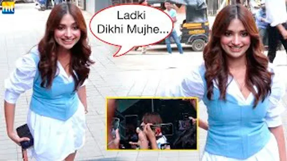 Bigg Boss OTT2 Fame Jiya Shankar surrounded by Paps, Says अरे Ladki दिखी मुझे