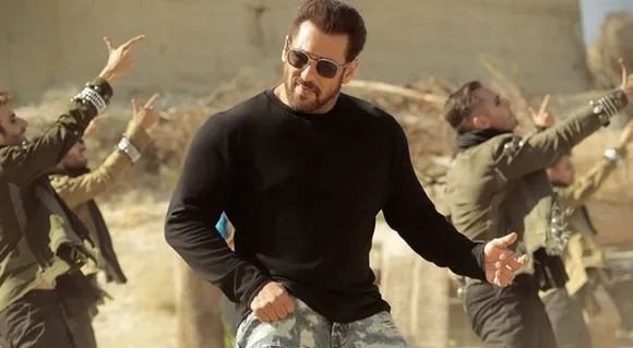Here's What Aamir, Kareena, Varun, Tiger & Ranveer Have to Say On Salman Khan's Birthday