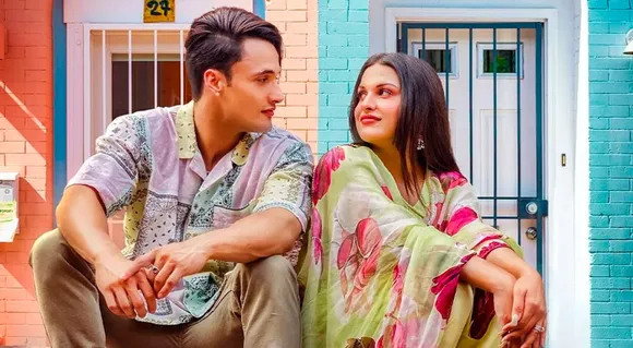 No More #AsiManshi: Himanshi Khurrana Confirms Breakup With Asim Riaz