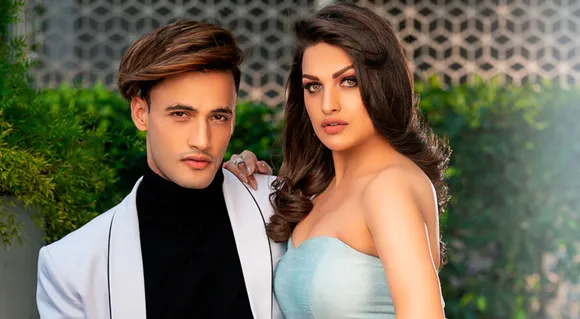 Himanshi Khurana Leaks Chat With Ex-BF Asim Riaz; Deactivates Her Social Media