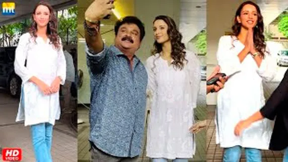 Animal Actress Tripti Dimri Mobbed For Selfies By Paps And Fans After Movie Success