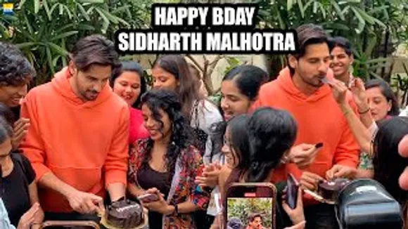 Sidharth Malhotra Celebrates His 39th Birthday With Fans At His House