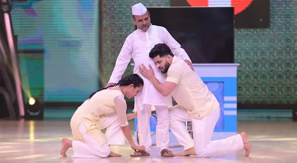 Arshad Warsi Gets Emotional After Shiv Thakare’s Heartfelt Act Dedicated To His Baba in Jhalak Dikhhla Jaa