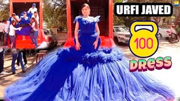 Urfi Javed Wears A 100 KG Outfit That Arrives in TEMPO, Sets New Fashion Goals