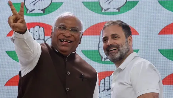 Mallikarjun Kharge Rahul Gandhi Asian Games.jpg
